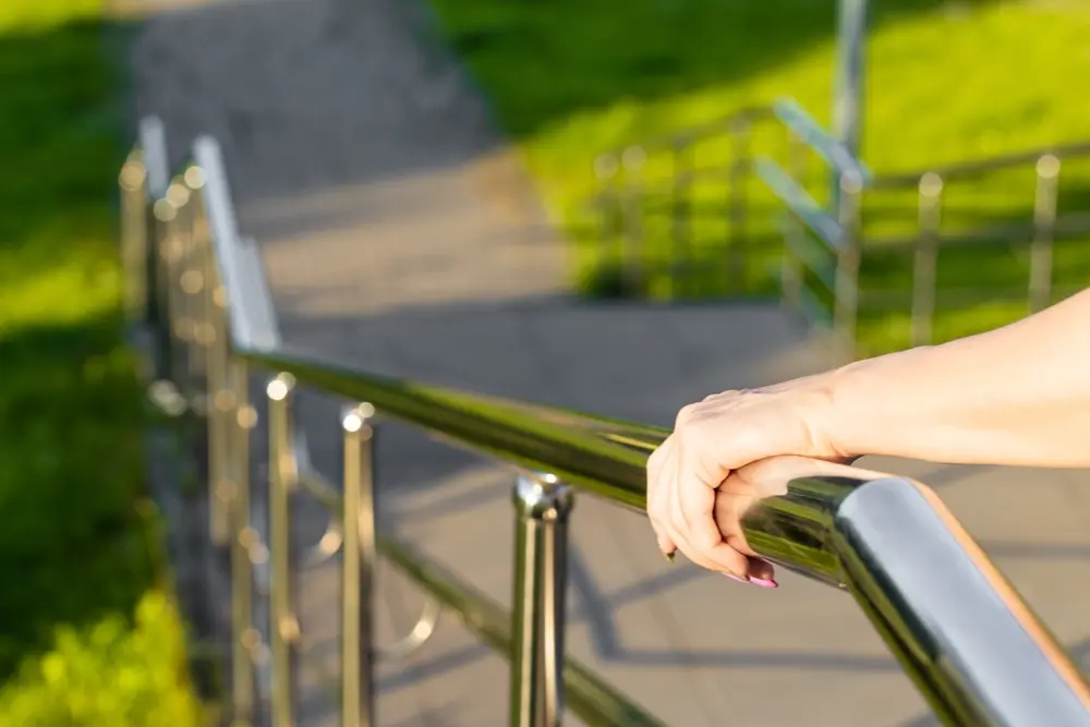 handrails for outdoor steps